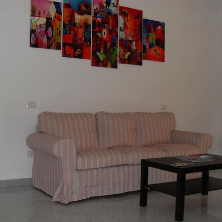 Flamingo B&B Cagliari Ngoại thất bức ảnh