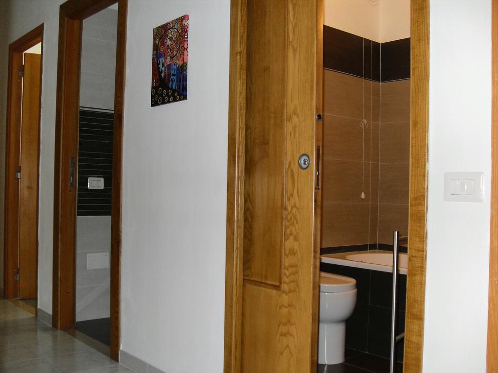 Flamingo B&B Cagliari Ngoại thất bức ảnh