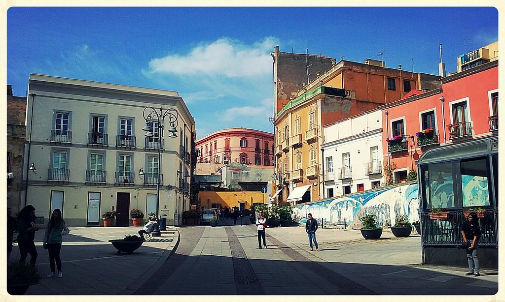 Flamingo B&B Cagliari Ngoại thất bức ảnh